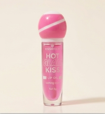 بالم لب Hot Kiss از Essence